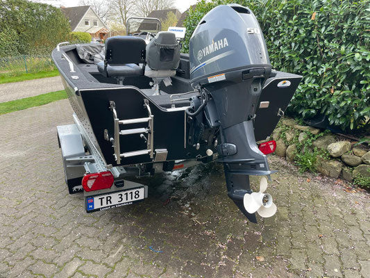 Brema 480 Fishing Pro Console  Angelboot